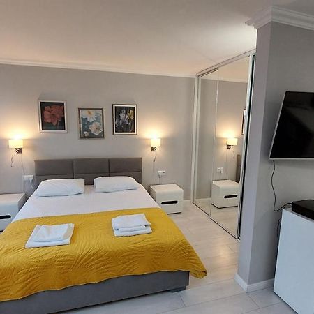 Elegancki Apartament W Sercu Warszawy Варшава Экстерьер фото