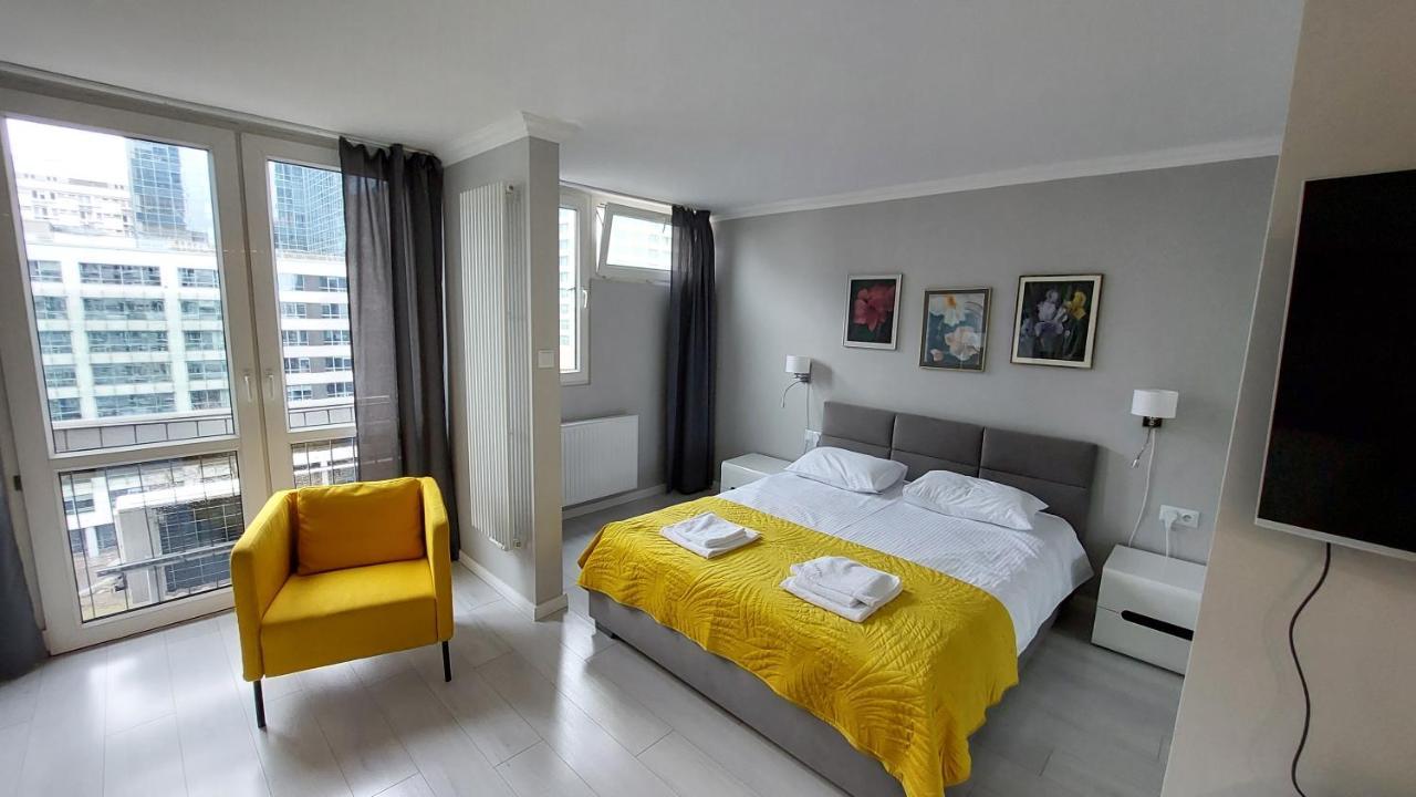 Elegancki Apartament W Sercu Warszawy Варшава Экстерьер фото