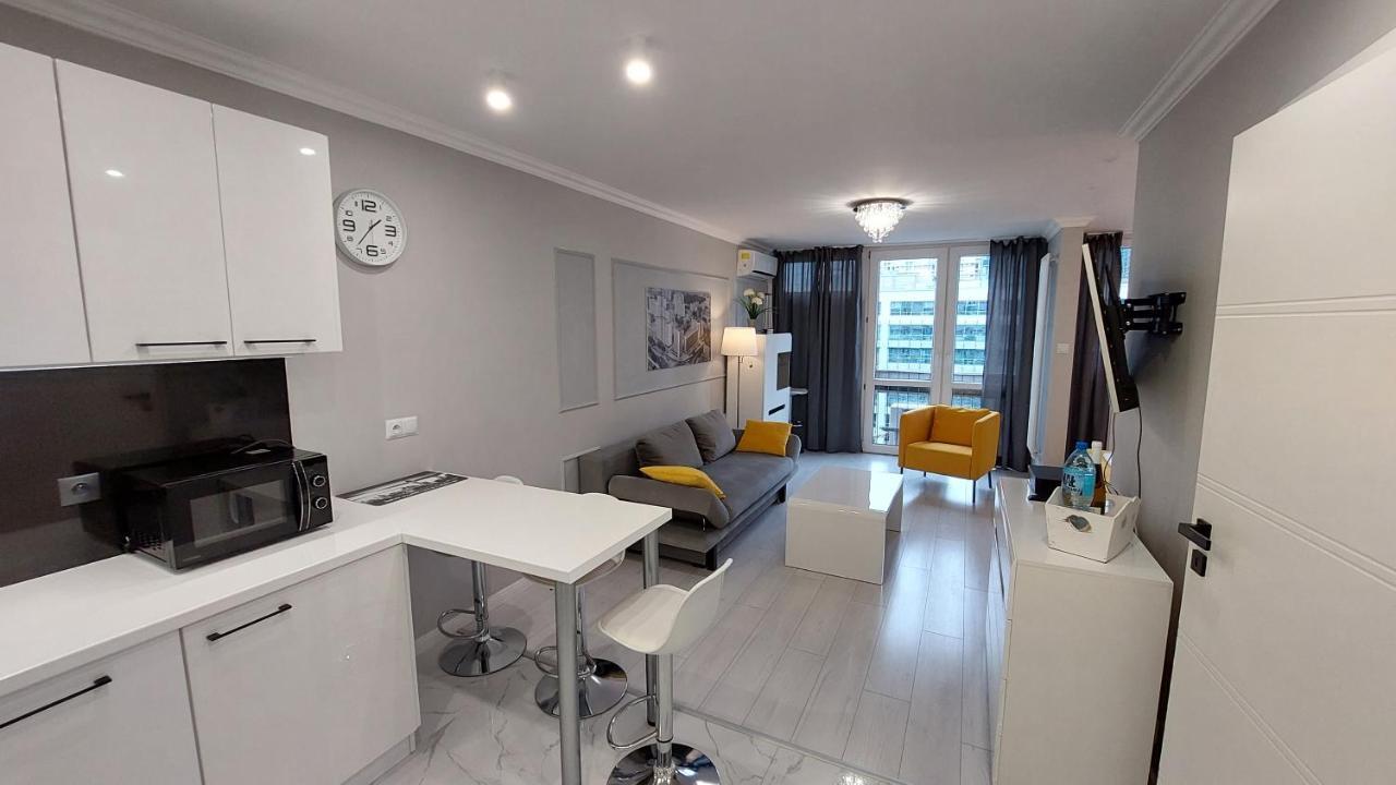 Elegancki Apartament W Sercu Warszawy Варшава Экстерьер фото
