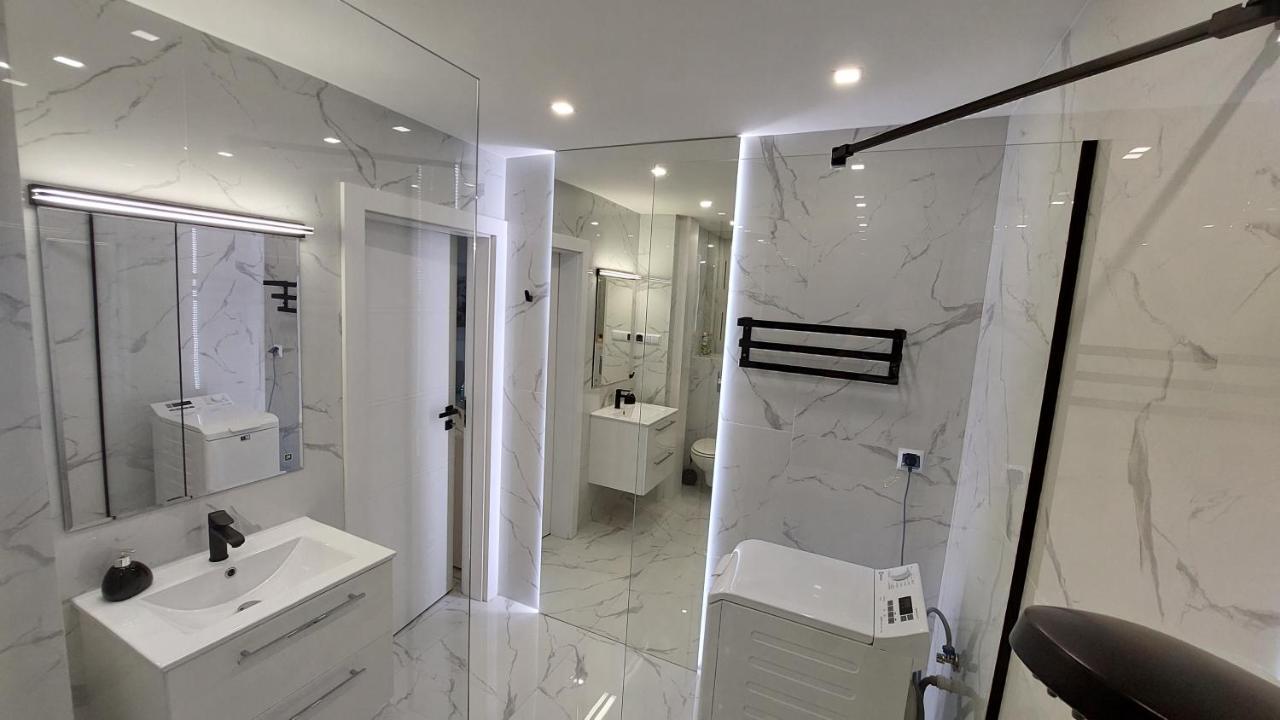 Elegancki Apartament W Sercu Warszawy Варшава Экстерьер фото
