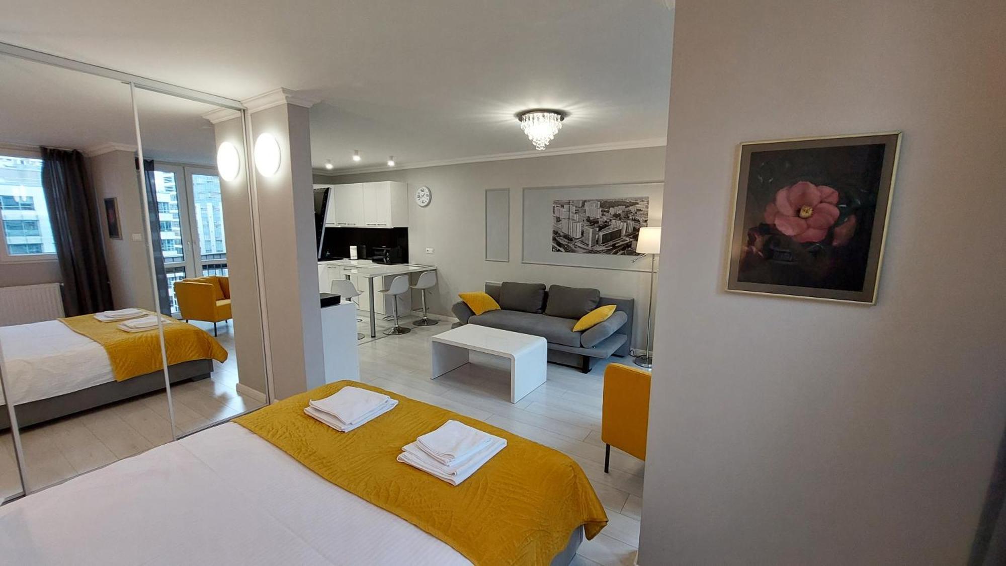 Elegancki Apartament W Sercu Warszawy Варшава Экстерьер фото
